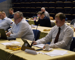 Na zasedání zastupitelstva vystřídal Jana Hrdého v Radě města Roman Bobek