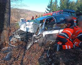 Řidič u Malenovic nezvládl předjížděcí manévr, na místě zemřel