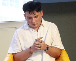 V hodonínské knihovně představil svou poezii mladý básník Lukáš Běloch