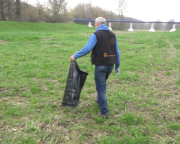 Dobrovolníci letos uklízeli Otrokovice na pěti trasách  