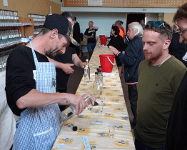 Na tradičním koštu pálenek v Radějově bylo k ochutnání přes tisíc vzorků