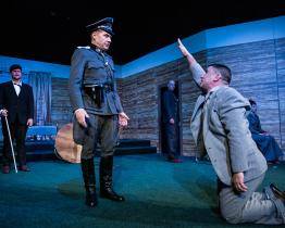 Slovácké divadlo připomene osvobození města Hostinou dravců a unikátní debatou s historiky