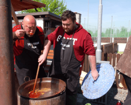 Zlaté vařečky získaly kuchařské týmy Spicy Devils a Černé kočky  