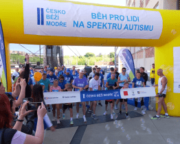 Běžci ve Zlíně podpořili lidi s poruchou autistického spektra