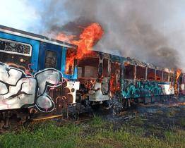 Ve Valašském Meziříčí hořely odstavené vagóny