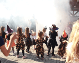 Pálení čarodějnice v Dubňanech nabídlo zábavný program především pro děti