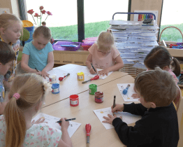 Bacily mají důvod k obavám. Postaraly se o to děti v Baťově nemocnici