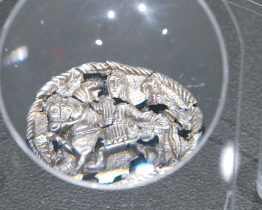 Klenotnice Velké Moravy nabízí novou výstavu plnou originálních šperků