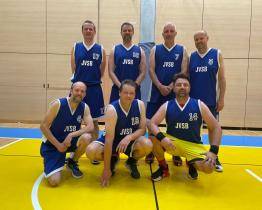Basketbalový turnaj veteránů ovládl tým z Uherského Hradiště