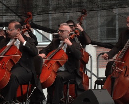 James Bond a Harry Potter udělali dobrý skutek