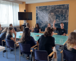 Ve Vsetíně se rozloučili s deváťáky a ocenili nejlepší studenty