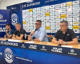 Slovácko chce i přes těžký los do prostřední skupiny. Dál pracuje na příchodu nových hráčů