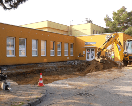 Prostor za radnicí prošel proměnou