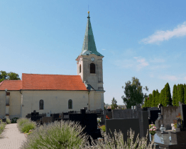 Na hřbitově se nesmí zapalovat svíčky