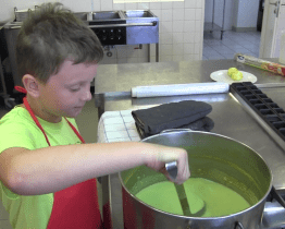 Příměstské tábory přilákaly do areálu školy osmdesát dětí