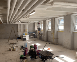 ZŠ Trávníky bude mít nové žákovské šatny s uzamykatelnými skříňkami