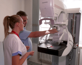 Baťova nemocnice nabídne ženám nejmodernější mamograf. Nové centrum se otevře v září