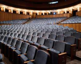 Zlínské divadlo vyhlíží jubilejní 80. sezonu. Prázdniny jsou ve znamení technických úprav