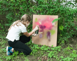 Děti si v Hodoníně vyzkoušely legální graffiti