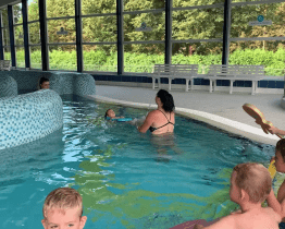 Příměstský tábor Plaváček nabídl dětem vodní zábavu i výuku plavání