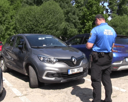 Uchazeči o práci strážníka mohou získat sto tisíc korun