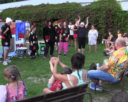 Herci ze Střediska komplexní péče LUISA sehráli na Lučině pohádku O čertovi