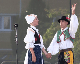 Během Veselského večera zvali stárci na hody