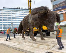 Do Zlína dorazil ikonický Vulpes Gott. Je z drátu a váží čtyři tuny