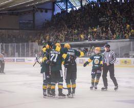 Hokejisté Vsetína ve šlágru kola zdolali Porubu. Obrat završil Šmerha