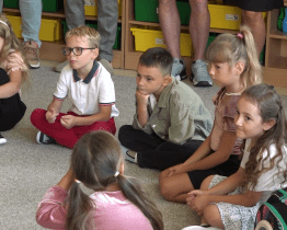 Nový školní rok přinesl překvapení pro učitele i slavnostní okamžiky pro žáky 