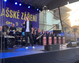 Valašské záření vyvrcholilo swingovým koncertem Ondřeje Rumla