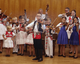 V domě kultury se sešli senioři ve věku 75, 80 a 85 let