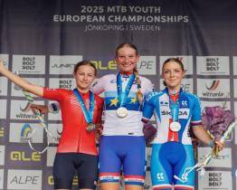 Evropské zlato a domácí double: mladí cyklisté Škubalová a Měřínský zářili