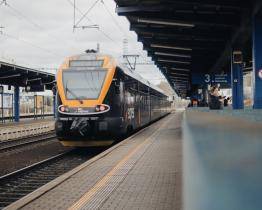 Zlínský kraj bude mít od jara další přímé vlakové spojení s Prahou a Bratislavou