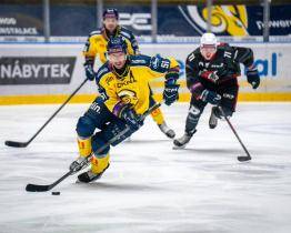 Berani v předehrávce podlehli Chomutovu. Odevzdaný zápas, zlobí se trenér 