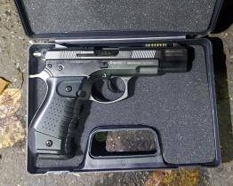 Muž přišel ve Zlíně o plynovou pistoli. Z krádeže obvinil bezdomovce