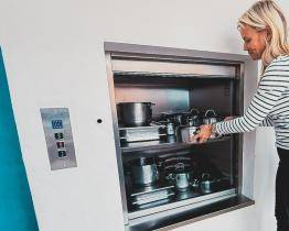 Mateřská škola Luční prošla zásadní modernizací. Má nové elektrorozvody a výtahy pro dopravu jídel