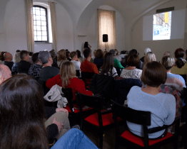 Kateřina Ostrá cestuje po světě „ Za Kačku“