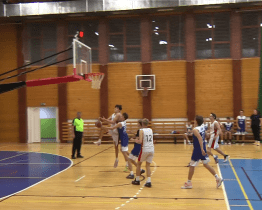 Sedmnáctiletí basketbalisté Vsetína doma vyhráli s SK UP BCM Olomouc C 