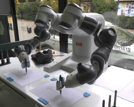 Mobilní laboratoř EDU Lab představila rožnovským školákům nejmodernější technologie