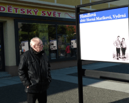 Manžele Smutné připomíná výstava fotografií z jejich archivu