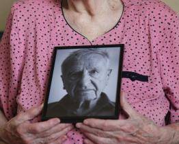 Potkani v kádi na mléko a elektrické boty. Manželé Zhofovi prožili roky v komunistických kriminálech