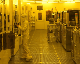 Evropská komise schválila rozšíření výroby v onsemi v Rožnově pod Radhoštěm