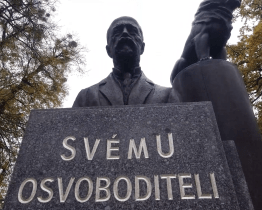 Pomník T. G. Masaryka je zpátky v parku Botanika