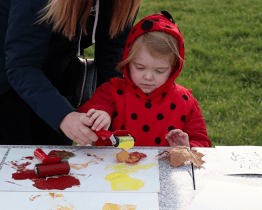 Ve středisku volného času děti uspávaly broučky