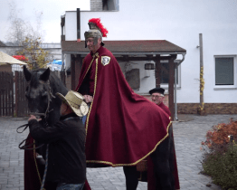 Svatý Martin přivezl do Boršic mladá vína