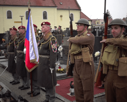 Ostatky výsadkářů se vrátily do Česka