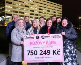 Růžový říjen letos pro zlínskou onkologii vynesl rekordní částku