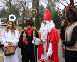 Mikulášská družina zavítala také do hodonínské nemocnice