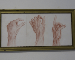 V městské galerii vystavuje mladý výtvarník ze Strážnice